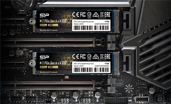 新一代PCIe 4.0 SSD硬盘来了 TLC比MLC还强 写不死