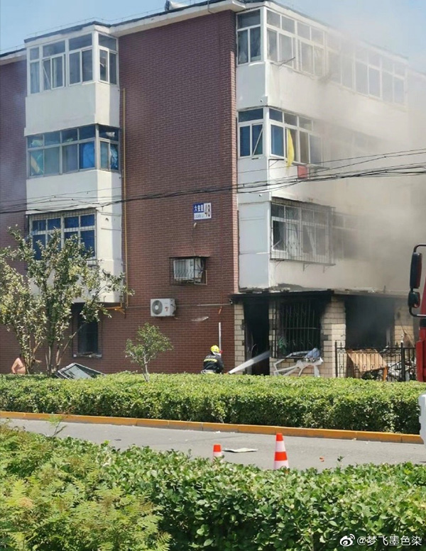 天津一居民楼煤气爆炸1死17伤居民 事发地为老旧小区