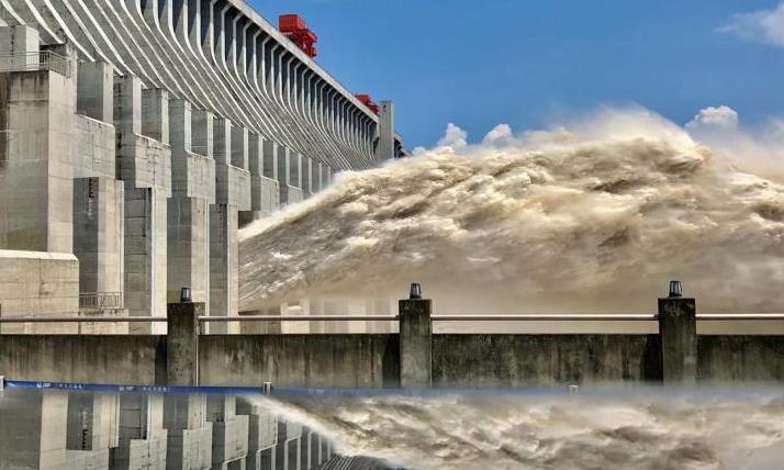 长江第5号洪水已过三峡枢纽工程