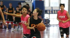 陕西三人青年女篮积极备战全运会 争取再创辉煌