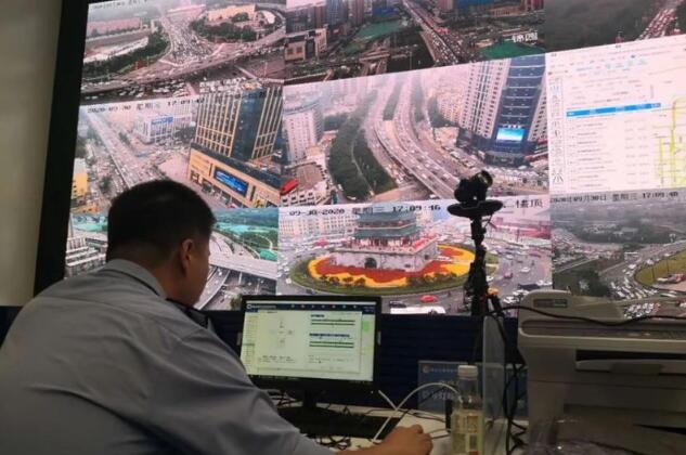 国庆期间进出曲江核心区车流量达290万辆  缓解拥堵 这个系统帮了大忙