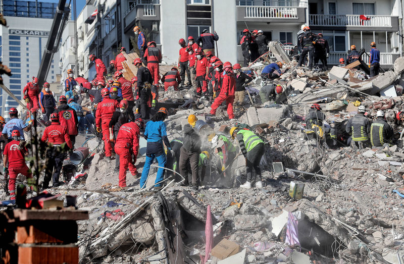 爱琴海海域强震已致土耳其39人遇难、885人受伤 救援仍在继续