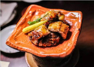 鳗鱼饭图鉴 | 穿越整座西安城，为你甄选出最销魂的那碗饭