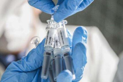 国产新冠疫苗上市在即 14个疫苗研发进度一览