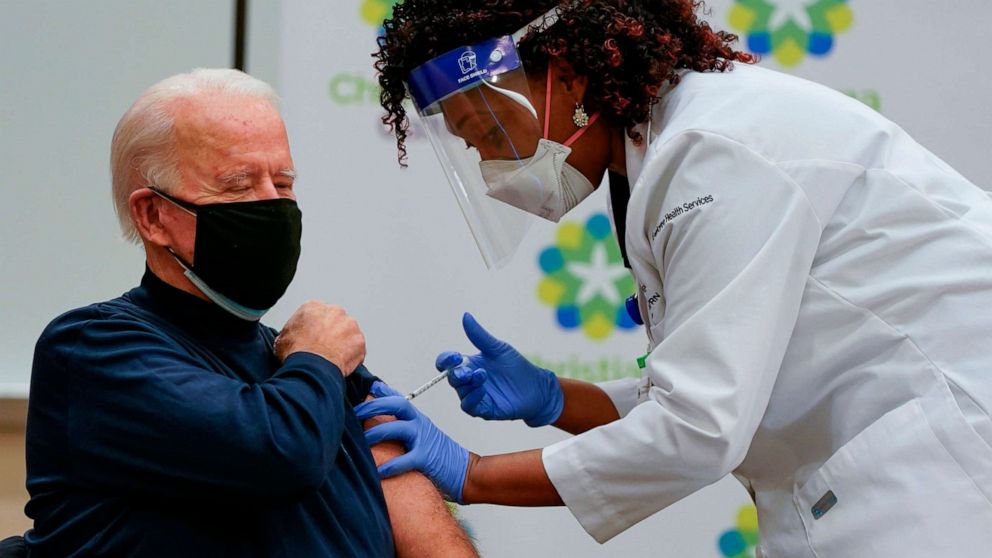 美国当选总统拜登公开接种辉瑞新冠疫苗