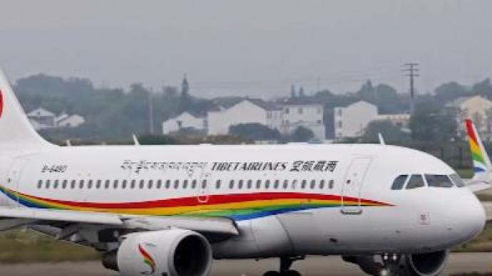 西藏航空：南京至成都航班一机长送医后不治去世