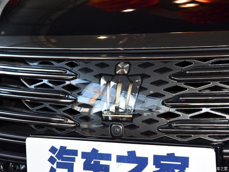 一汽丰田 皇冠 2018款 2.0T 尊享版