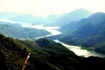 系列时政微视频丨山水情深——跟着总书记一起建设美丽中国