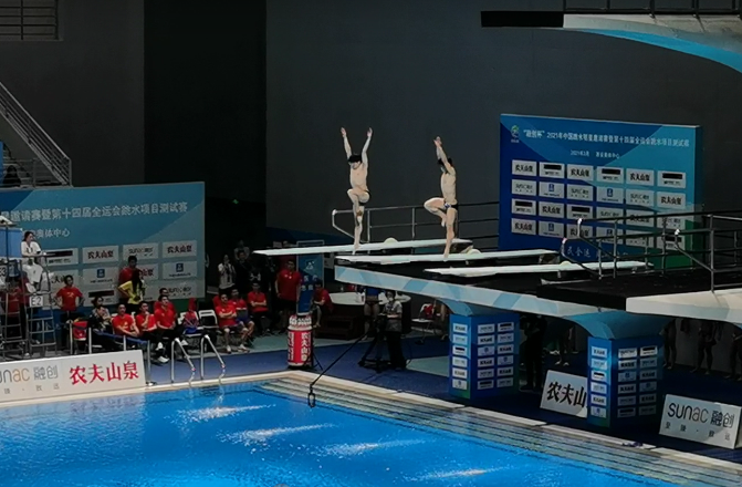 十四运跳水项目测试赛男、女双人3米跳板已决出胜负