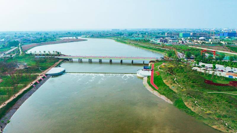西安航空基地清河拦河坝正式启用 新增900亩生态水面