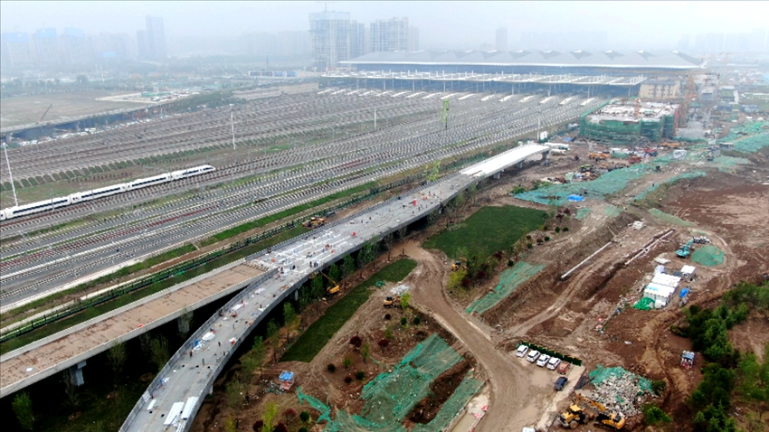 西安北客站枢纽工程(一期)二标段贯通 6月30日通车将实现“真正零换乘”