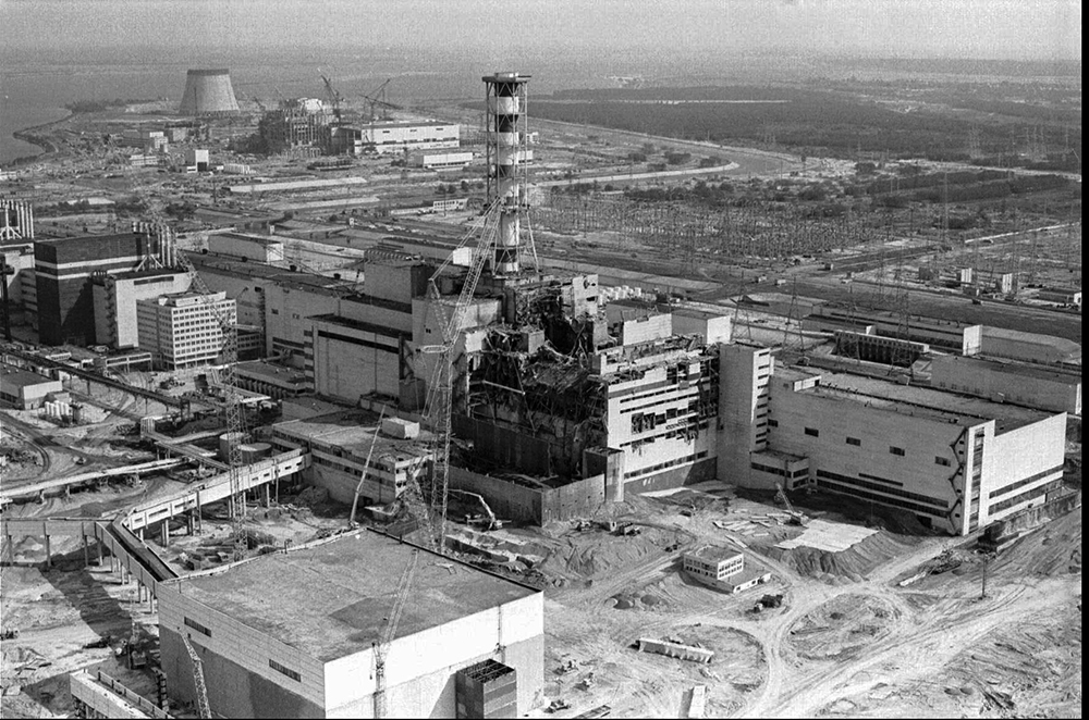 当地时间1986年4月26日，乌克兰切尔诺贝利核电站4号反应堆发生爆炸并起火，大量放射性物质进入大气。人民视觉 资料图