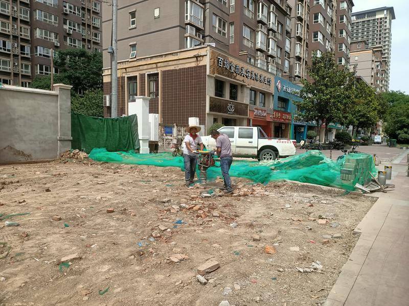 追踪|西安科技路黄土裸露问题 漳浒寨街办已开始组织施工