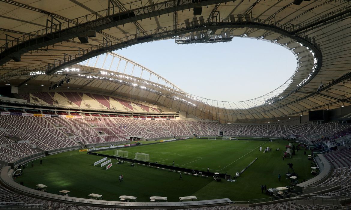 图为卡塔尔多哈哈利法体育场，是承办2022年世界杯的8座球场之一。