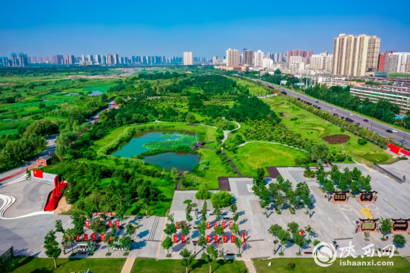 渭城区党建主题公园：群众家门口的党性教育基地