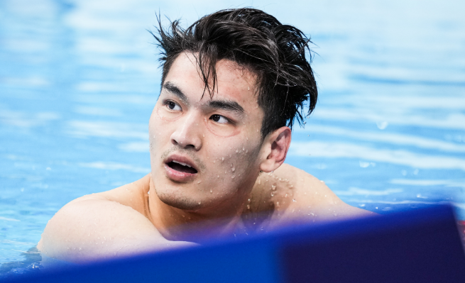 带病游出赛季最好成绩 徐嘉余男子100米仰泳获得第五