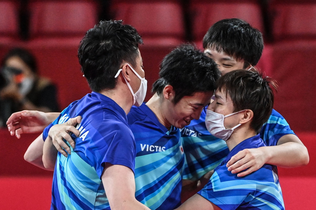 日本队3-1战胜韩国队 获得奥运乒乓球男子团体铜牌