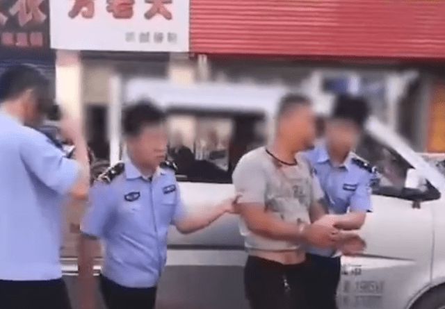 甘肃临洮一镇政府工作人员持刀行凶致2死1伤 已被警方抓获归案