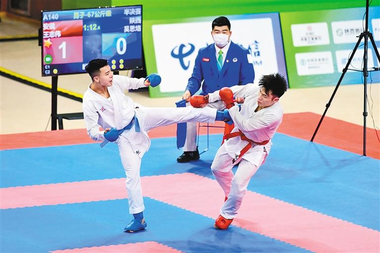 空手道男子67公斤级比赛 吴思烙夺牌创陕西空手道历史