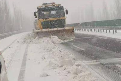 榆林迎初雪！高速公路“以雪为令”模式开启