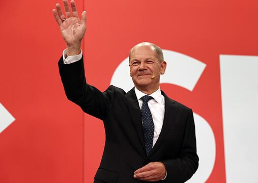 带领社民党逆袭的“机器人” 德国新总理朔尔茨是谁？
