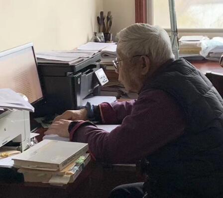 状告知网的89岁教授：我和知网还有一桩“大案”