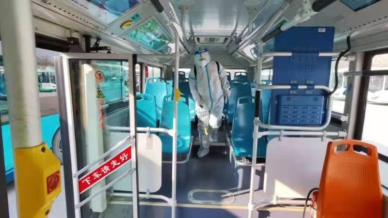 体验西安公交恢复运营：乘车须戴口罩、扫一码通且绿码