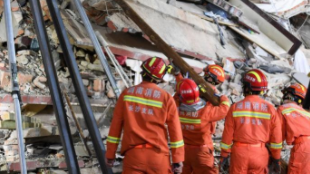 长沙自建房倒塌事故：目前救出10名被困者 发现5名遇难者