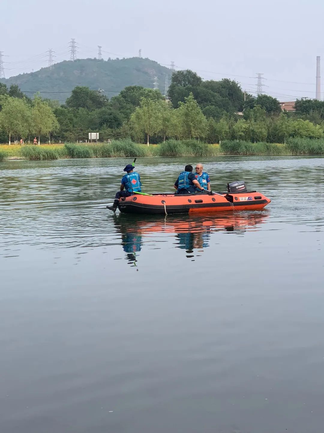 痛心！北京一男子跳河救援溺水小孩不幸遇难 岸边有孩子哭着喊“爸爸”