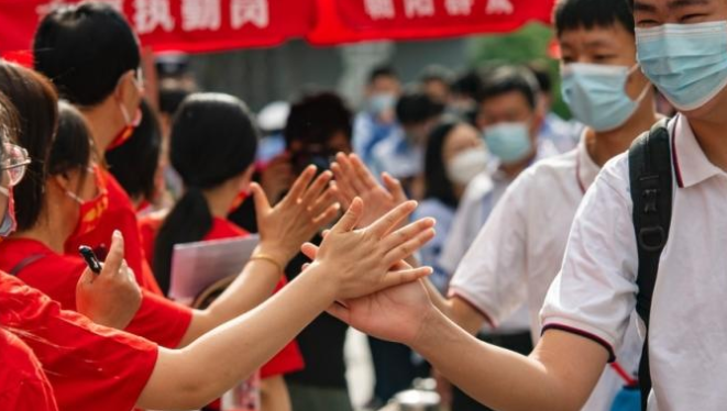 上海高考今起拉开大幕 5万多名考生将赶赴考场