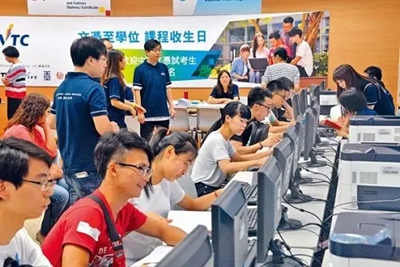 “香港高考”放榜 報考內地高校人數繼續上升