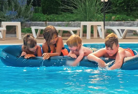 夏季小兒游泳好處都有哪些？這6大好處家長要知道