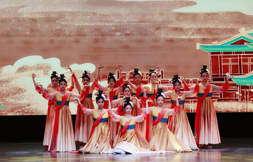 陜西省第二屆中學生藝術盛典在陜歌大劇院舉行