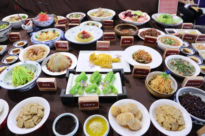 第六屆絲博會陜菜美食文化節開幕