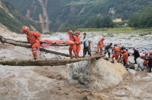 四川泸定县发生6.8级地震 受灾和救援最新情况如何?