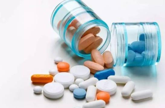 家里的过期药该往哪儿扔?市民发愁:以前公布的回收药店很多都不回收了