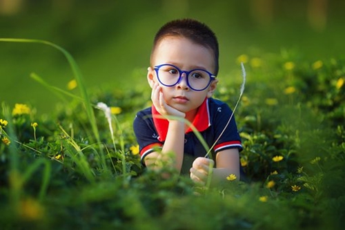 孩子的“遠視儲備”過早耗盡?做好6點減輕眼睛負擔!