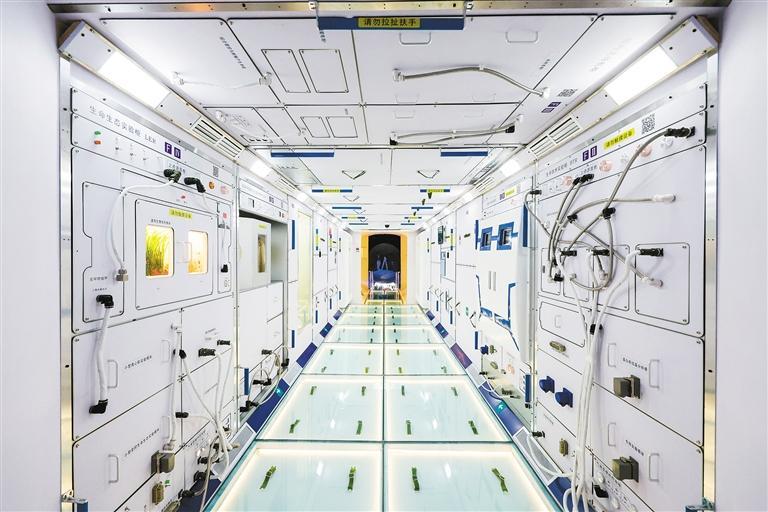 航展“西安元素”！航天科技集團五院西安分院攜載人航天三項產品亮相