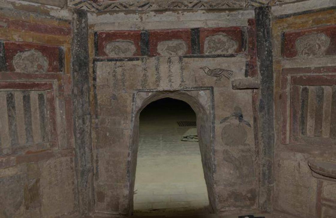 志丹一金代墓葬中发现白居易诗句 被整体打包至博物馆完成保护修复