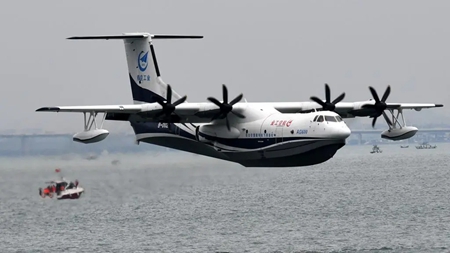 国产水陆两栖飞机AG600M进入型号取证试飞阶段