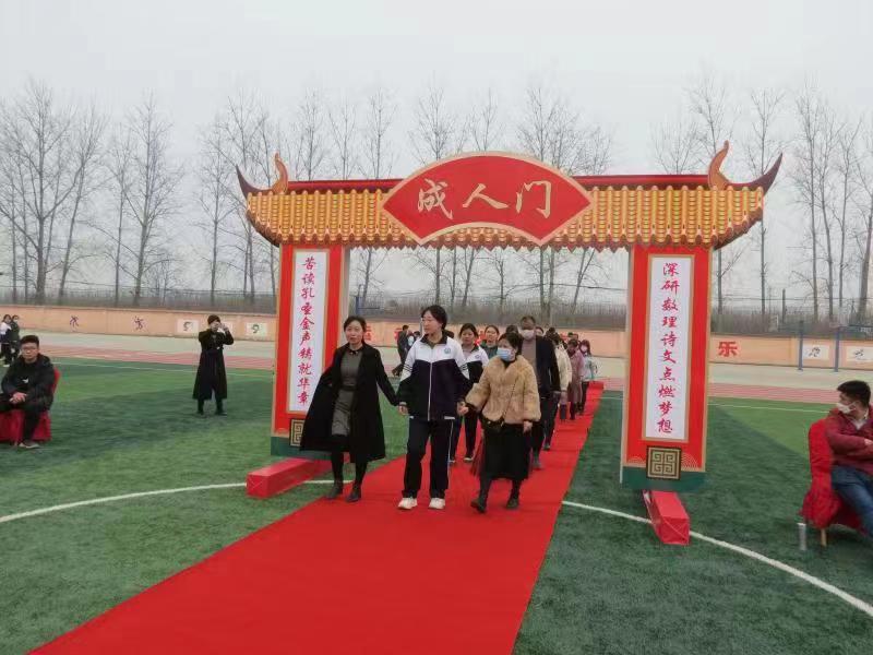 点击图片进入下一页 aefa5fcfa724e1888e5bac3511d4afb.jpg