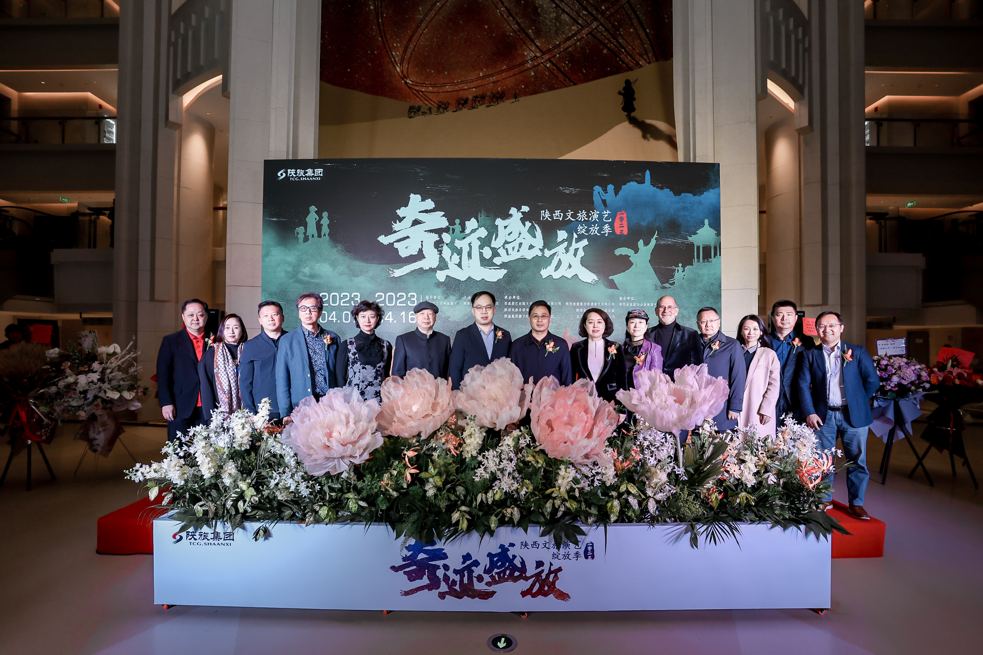 YElEoHzmY6EOTeGf.jpg ea601f07a1ed5abe2d9e79796f4f3b0.jpg