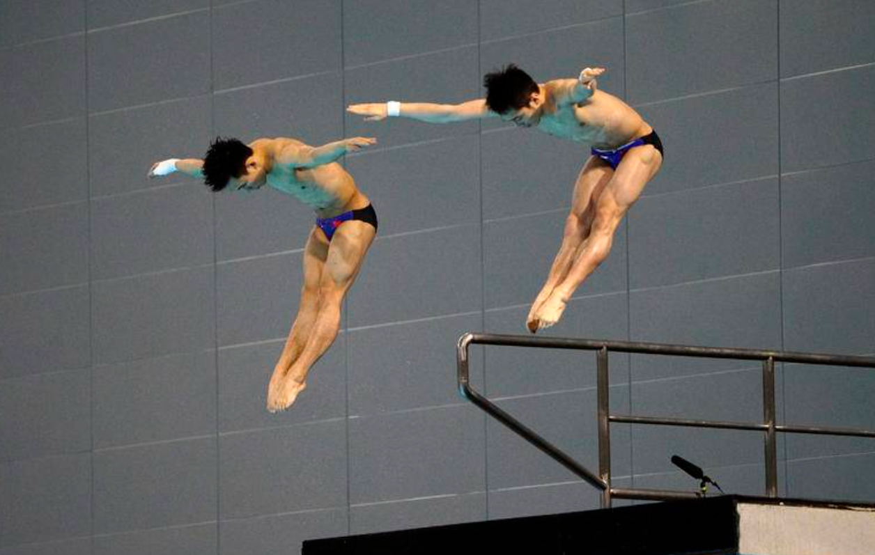 跳水世界杯首日中国队获4枚金牌 陕西元素亮相跳水世界杯