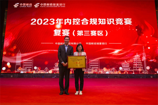 jVKGb7TZ2mYknFJh.jpg 2.jpg