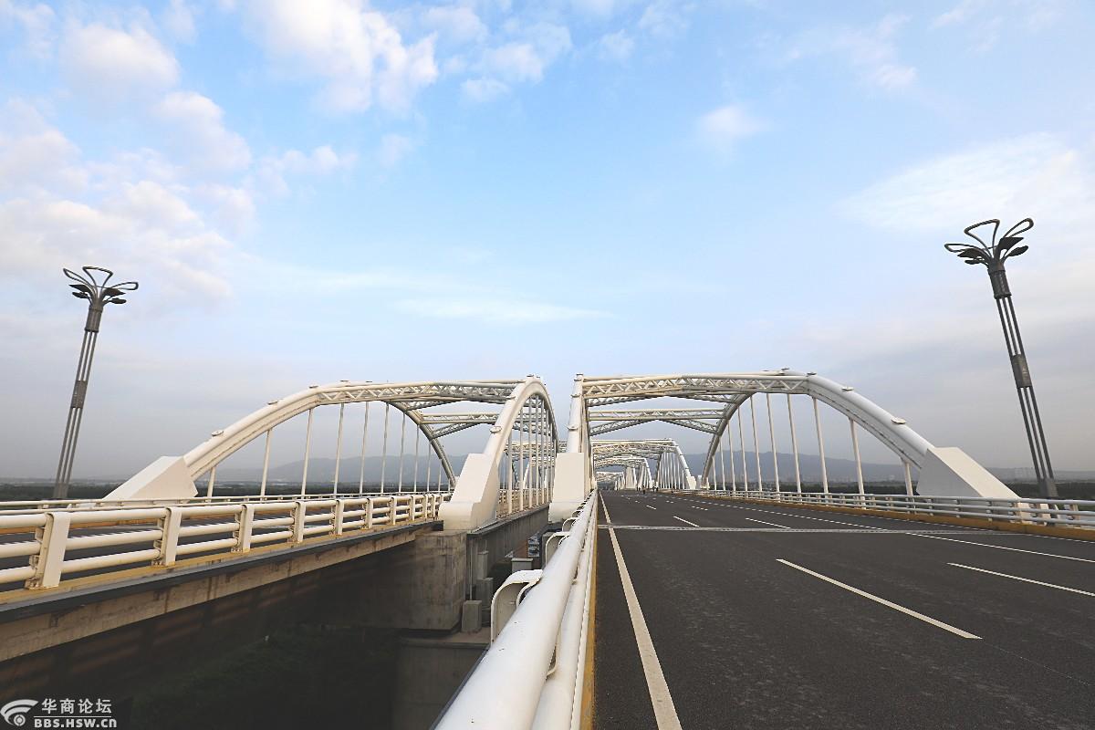 临潼横跨渭河的秦王二桥怎么成了半拉子工程