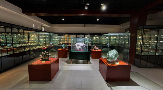 中国私人奇石博物馆图片