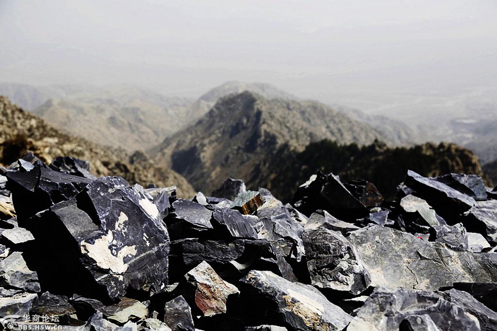 贺兰山贺兰矿贺兰石宁夏的五宝之一滚钟口景区打卡点