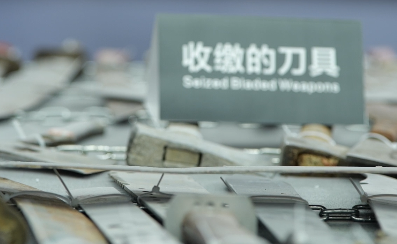 新疆重点暴恐案例展首次对媒体开放拍摄