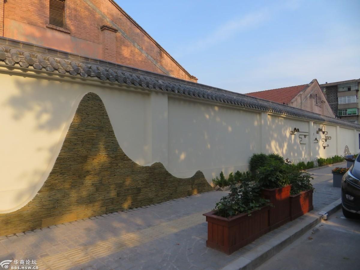 路过旧貌换新颜的兴善寺南街