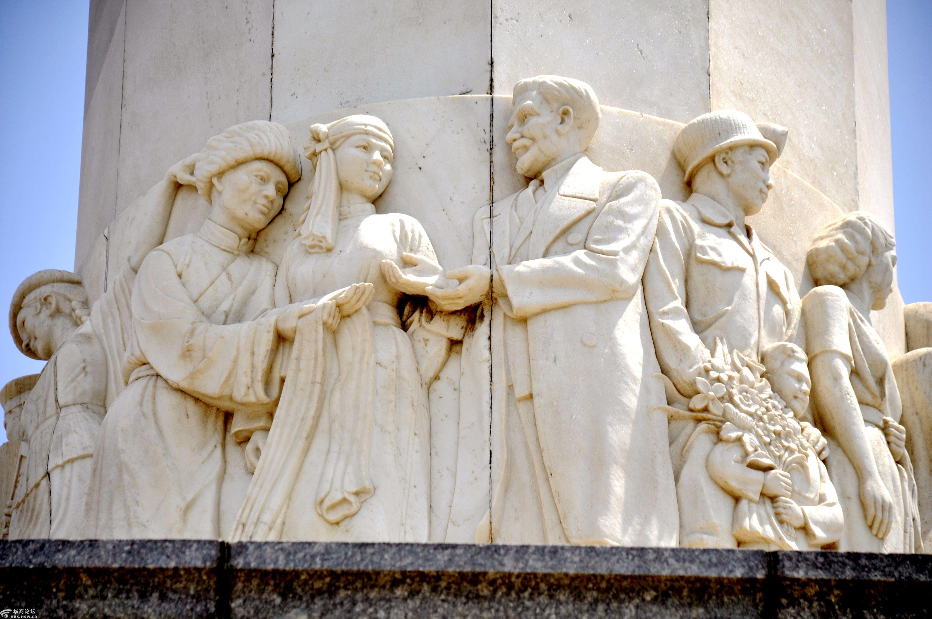 大连中苏友谊塔中俄互助铸金厦